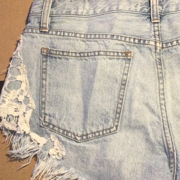 We The Free Good Vibes Lace Shorts - Picture 12 of 12